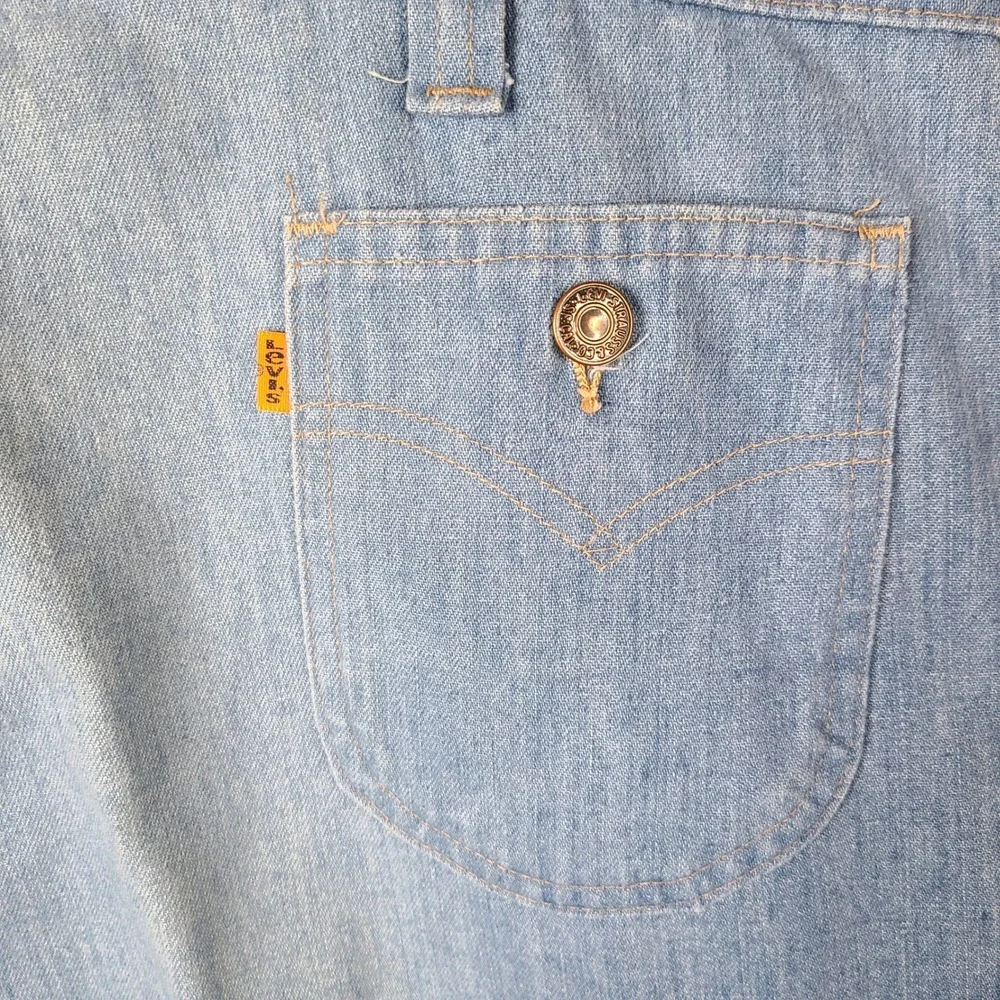 Vintage 70s Levis Jeans Mens‎ 42x32 Blue Light Wash Denim Embroidered 564